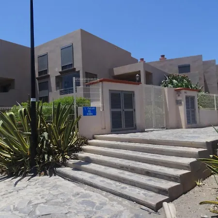 Vivienda Vacacional La Tejita Apartment *